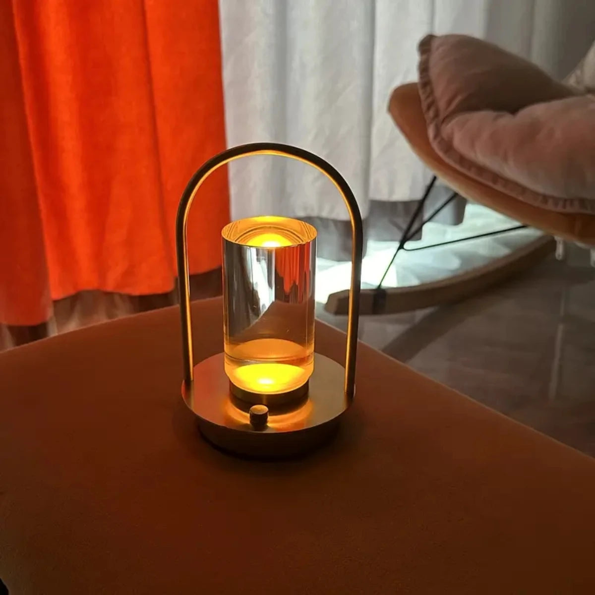 Retro Handheld Touch Three Color Table Lamp and Home Decoration Lighting, Used for Bedroom and Study Lighting