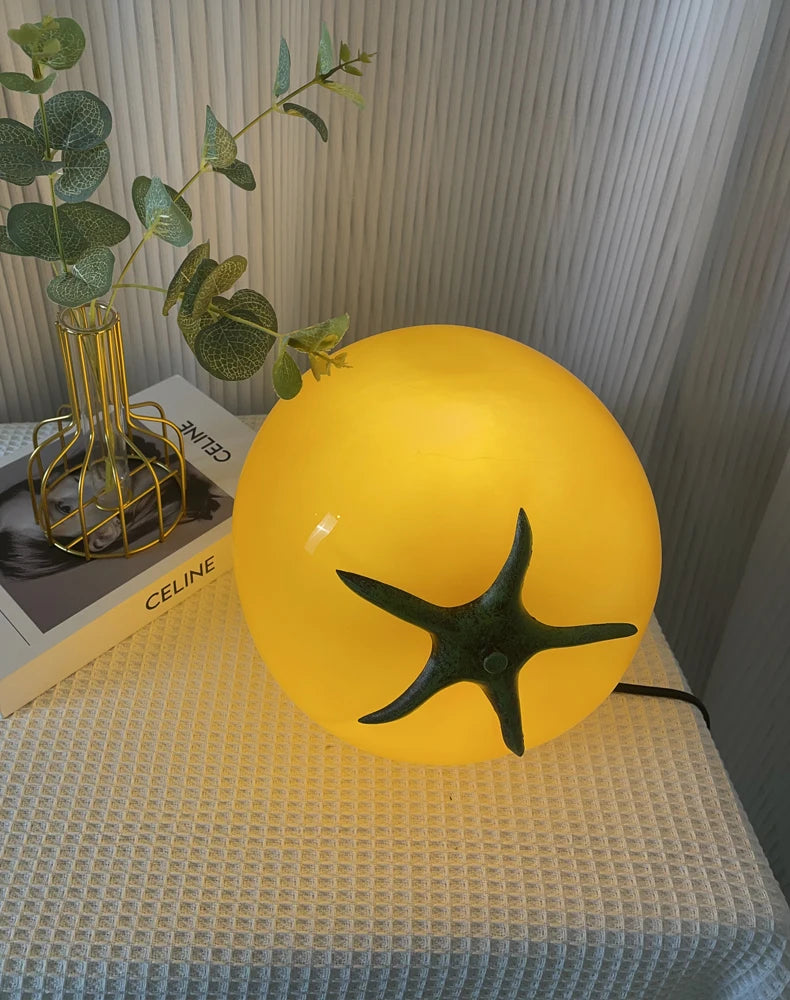 Lampe de chevet Tomato