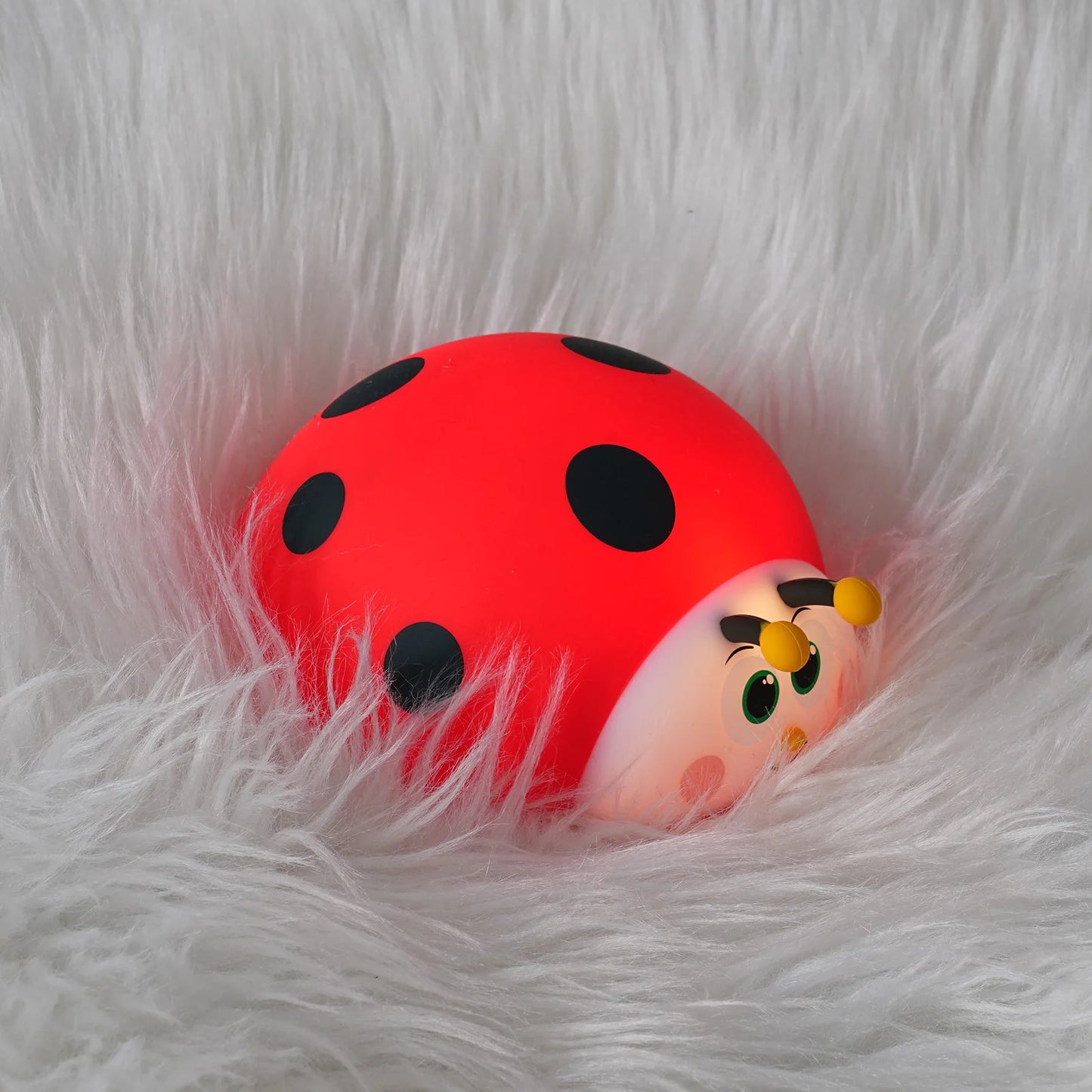 Lampe de chevet coccinelle