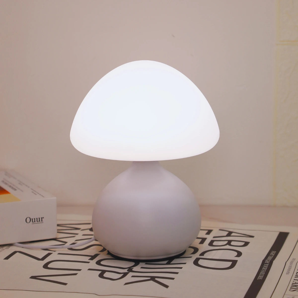 Lampe de chevet forme champignon