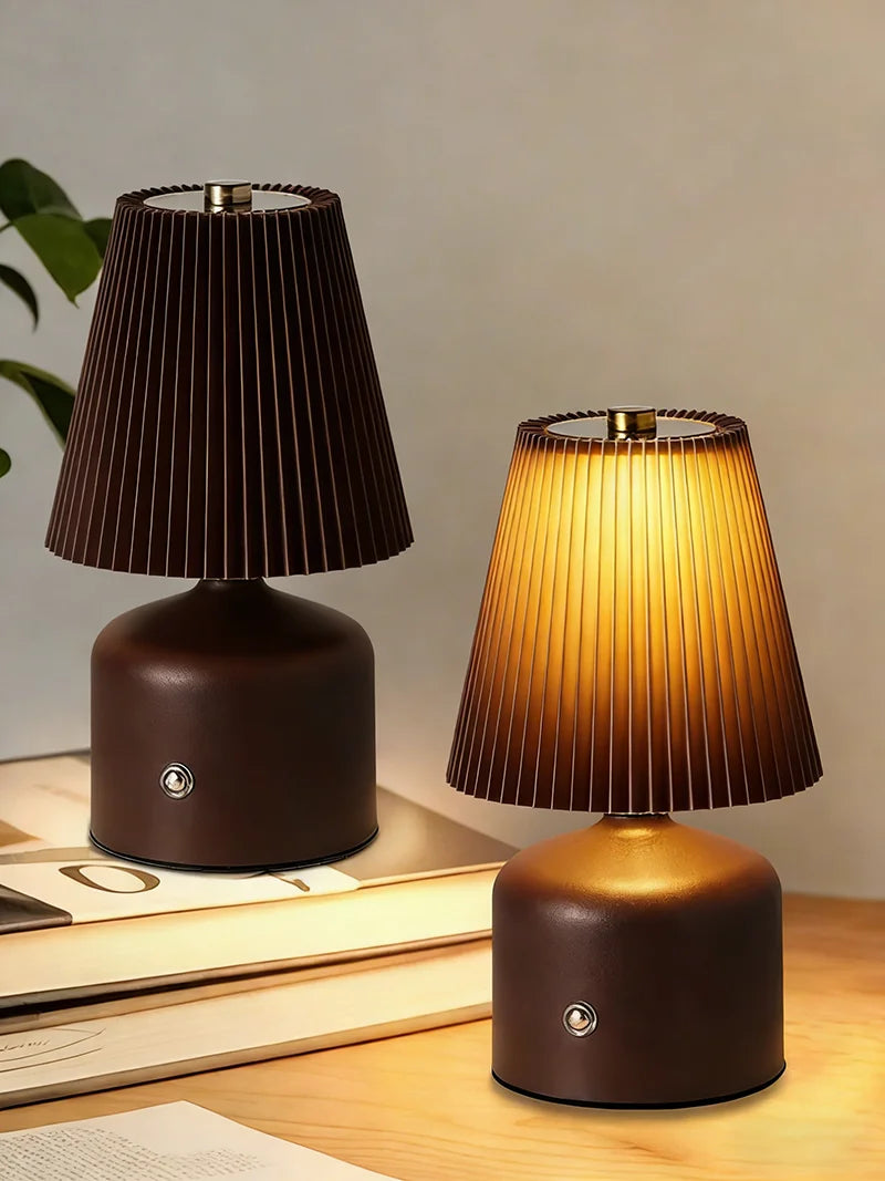 Lampe de chevet symbiote