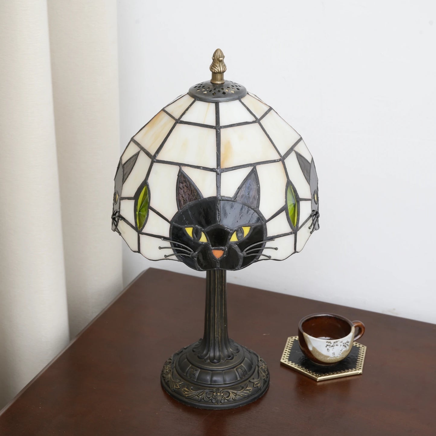 Lampe de chevet chat magique