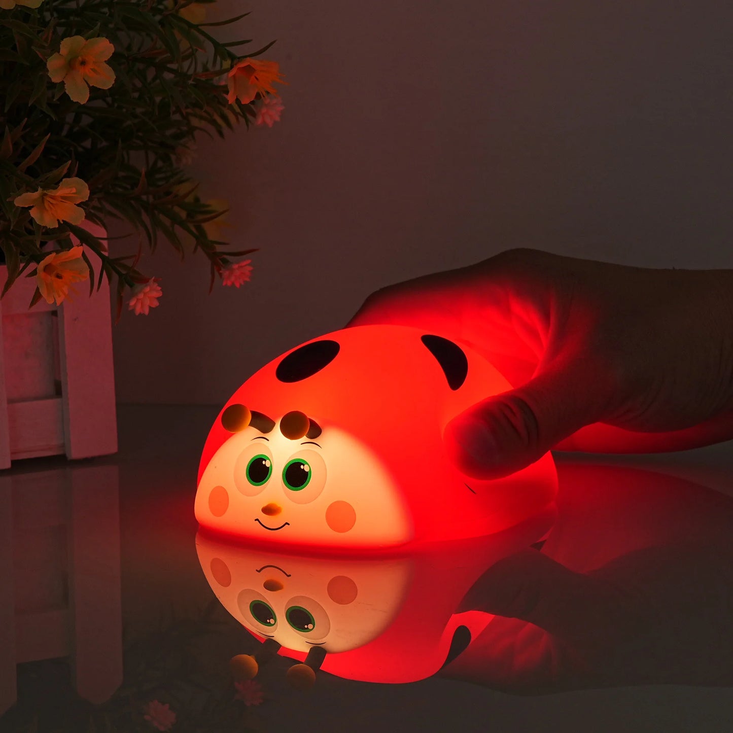 Lampe de chevet coccinelle