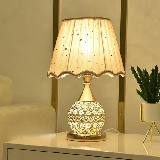Simple LED Fabric Lampshade Crystal Lamp Body E27 Desk Lamp Bedroom European Home Warm Luxury Romantic Bedside Lamp