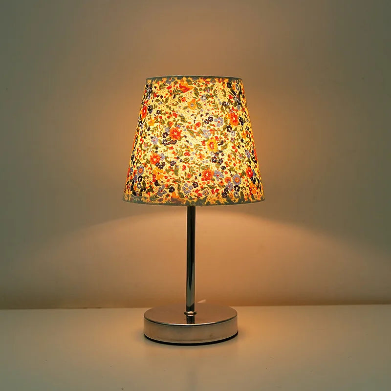 Solid Wood Fabric Usb Small Desk Lamp Bedroom Bedside Lamp Study Dormitory Led Night Light Creative Atmosphere Light Decoration