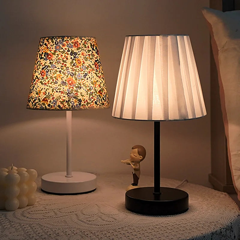 Solid Wood Fabric Usb Small Desk Lamp Bedroom Bedside Lamp Study Dormitory Led Night Light Creative Atmosphere Light Decoration